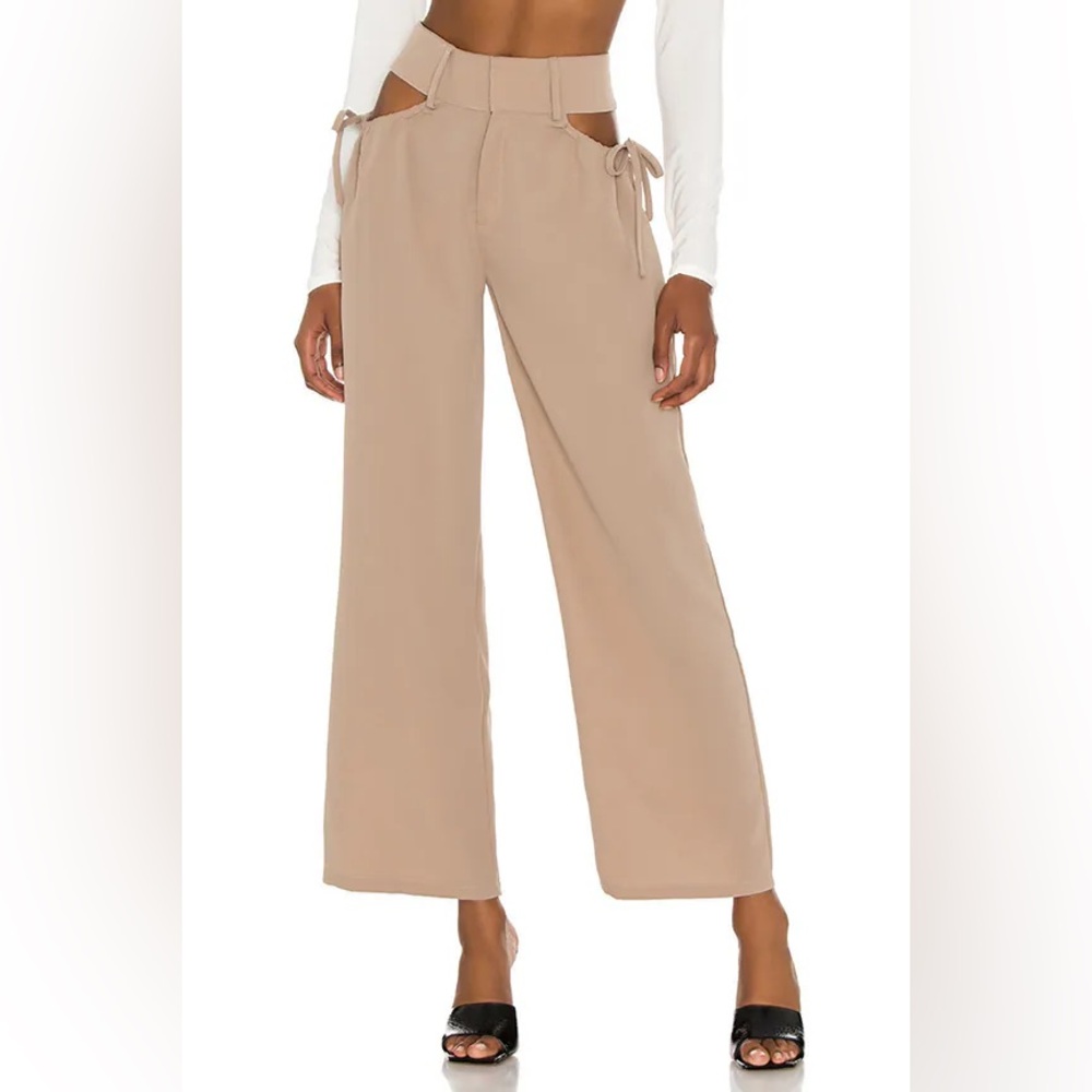 Superdown Benny Cut Out Pants in Khaki
